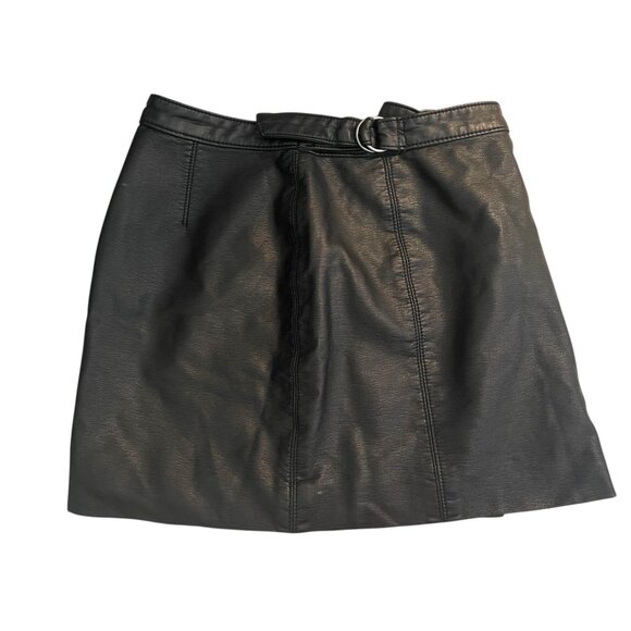 Free People Black Faux Leather Mini Skirt - Women’s Size 2, Edgy Chic Style - Picture 2 of 9